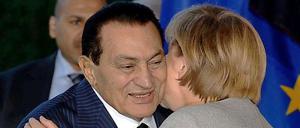Im September war Hosni Mubarak zu Gast im Bundeskanzleramt bei Angela Merkel. Über Jahrzehnte war er der Verbündete des Westens in der arabischen Welt. 