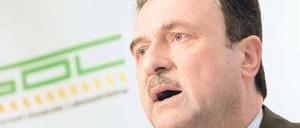 Zieht in den Arbeitskampf und verspricht Augenmaß: GDL-Chef Claus Weselsky.