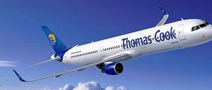 Über den Wolken wird es für Thomas-Cook-Kunden teurer.