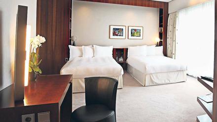Doppelt schläft besser. Die Betten in der Daimler-Suite im Grand Hyatt lassen sich aber auch zusammenschieben.