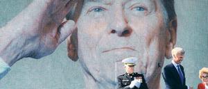 Überlebensgroß. In den USA wurde Ronald Reagan am Wochenende vielfach geehrt.