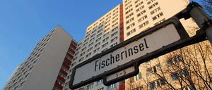 Plattenbau in zentraler Lage: Auch die Wohnanlage auf der Fischerinsel gehört zu den Fondsimmobilien der früheren Bankgesellschaft.