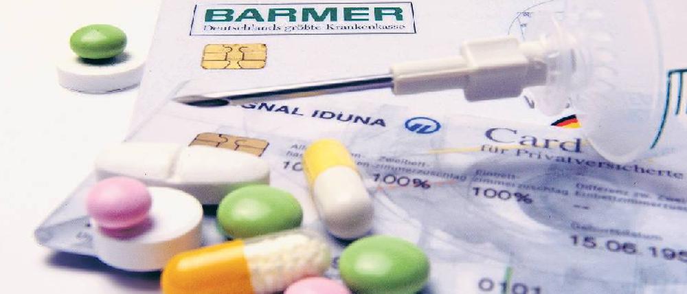 Die Beiträge zur Krankenversicherung steigen. Einen Teil der Kosten kann man sich nun über die Steuererklärung zurück holen. 