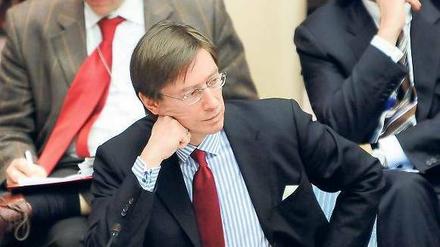 Reserviert für zwei Jahre. Peter Wittig, der deutsche UN-Botschafter, auf dem Platz eines nichtständigen Mitglieds im Sicherheitsrat. Foto: Justin Lane/dpa