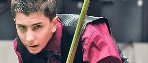 Er lebt Snooker. Pawel Leyk trainiert jeden Tag mindestens zwei Stunden. Foto: Davids