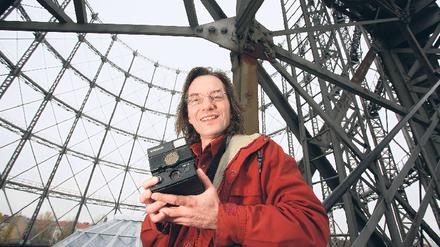 Sein Lieblingsobjekt. Hobby-Fotograf Wartmann stellt im Kulturhaus Schöneberg viele Bilder seiner Gasometer-Serie aus. 