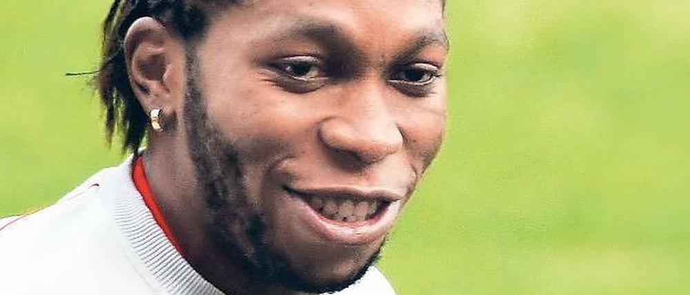 Wolfsburg statt Monaco. Der VfL leiht Stürmer Dieumerci Mbokani aus.