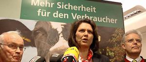 Ilse Aigner beim Amt für Verbraucherschutz in Oldenburg.
