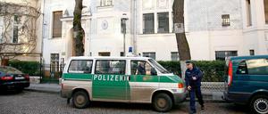 Vor der kroatischen Botschaft in Berlin wurde ein Handgranate gefunden und abtransportiert.