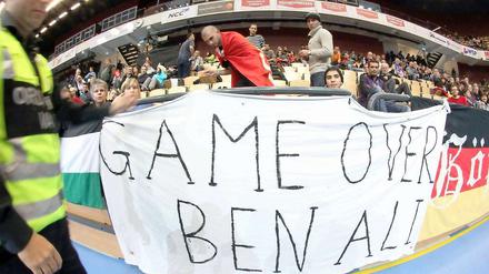Auch bei der Handball-WM in Schweden verleihen die Tunesier ihrer Freude über die Flucht von Präsident Ben Ali Ausdruck.