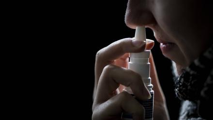 Nasenspray - könnte es auch gegen das Coronavirus helfen? 