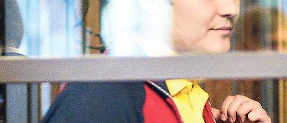 Schwer durchschaubares Geschäft. Ante Sapina, in Berlin lebender Kroate (hier beim Prozess gegen ihn 2005), setzte bei asiatischen Wettanbietern bis zu 300.000 Euro auf ein manipuliertes Spiel.