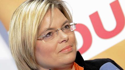 Die CDU-Spitzenkandidatin für die rheinland-pfälzische Landtagswahl, Julia Klöcknermuss mit dem Spendenskandal hat angekündigt die Strafzahlung "unverzüglich" an den Deutschen Bundestag zu zahlen.