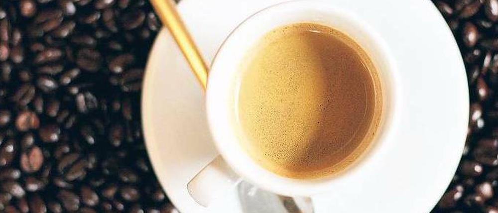 Teure Bohnen. Experten gehen davon aus, dass viele Röster den Kaffeepreis um etwa 50 Cent pro Pfund anheben.