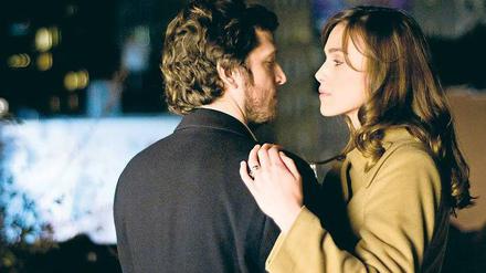 Wechselspiele. Als Joanna (Keira Knightley) ihrem Mann zu misstrauen beginnt, hält sie sich an Ex-Lover Alex (Guillaume Canet).