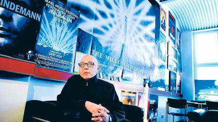 Ruhe vor dem Krach. Lichtkünstler Gert Hof ist für den Höhepunkt der Silvesterparty zuständig – das Feuerwerk.