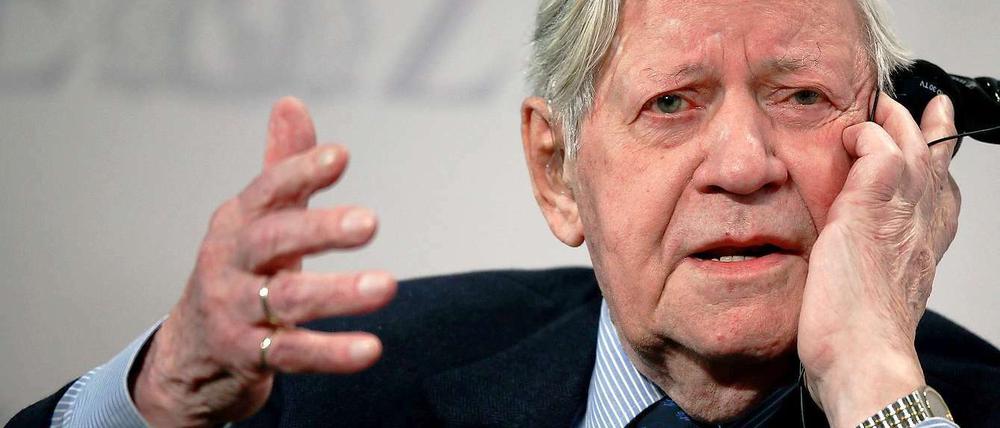 Helmut Schmidt.