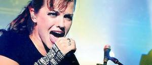 Die Frau mit den zwei Gesichtern. Marta Jandová rockte schon vor einem Millionenpublikum mit Bands wie Apocalyptica und Oomph! 