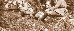 Somme, 1916. Deutsche Telefonisten im Ersten Weltkrieg. Foto: picture-alliance/imagestate/HI
