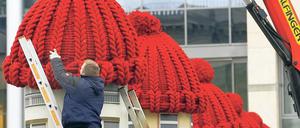 Eine Mütze hält die Hitze. Diese „Dämmstoffe“ sind garantiert umweltfreundlich. Foto: dpa