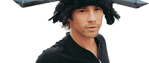 Mutter, der Mann mit dem Hut ist da