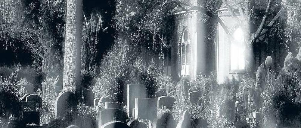 Evangelischer Auferstehungs-Friedhof in der Indira-Ghandi-Straße 110 in Weißensee.