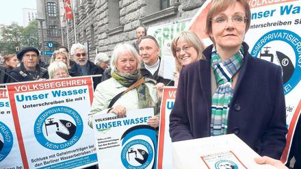Bürgerbewegung. Die Initiative „Berliner Wassertisch“ hat aller Voraussicht nach weit mehr als die etwa 170 000 notwendigen Unterschriften gesammelt. Damit ist das Volksbegehren zur Offenlegung der Privatisierungsverträge erfolgreich. 