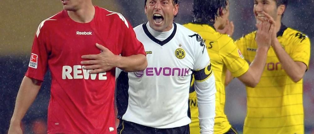 Für den EInen ein Ausdruck der Freude, für den Anderen nicht "postertauglich": Roman Weidenfeller "jubelt" über den 2:1-Siegtreffer gegen Köln.