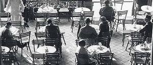 Wartesaal der Talente. Das Romanische Café um 1925. Foto: Ullstein Bild
