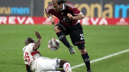 Javier Pinola sorgte mit seinem Treffer in der Nachspielzeit für den ersten Heimsieg des "Clubs" in dieser Saison.