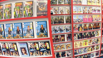 Blick auf die Regale einer Videothek (Archivbild).