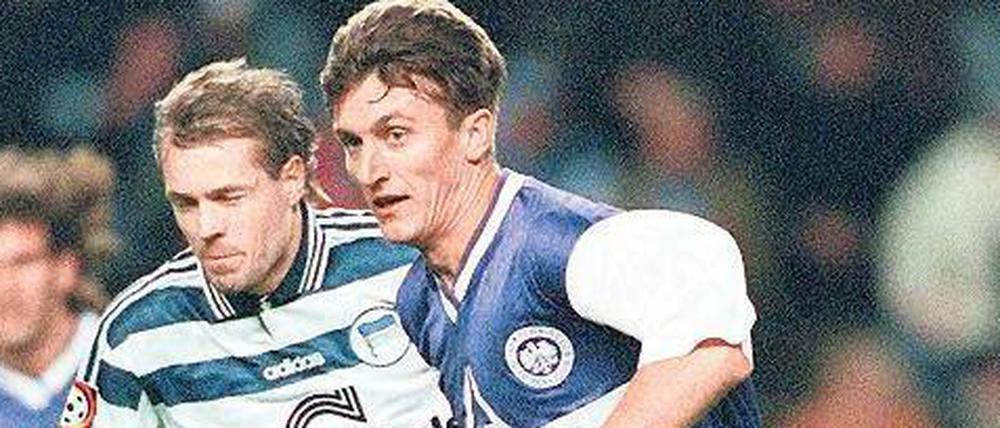 Sein großer Abend. Ilija Aracic (re.) läuft nicht nur Kjetil Rekdal davon, er schießt auch zwei Tore für TeBe. Und wechselt zwei Monate später zu Hertha.