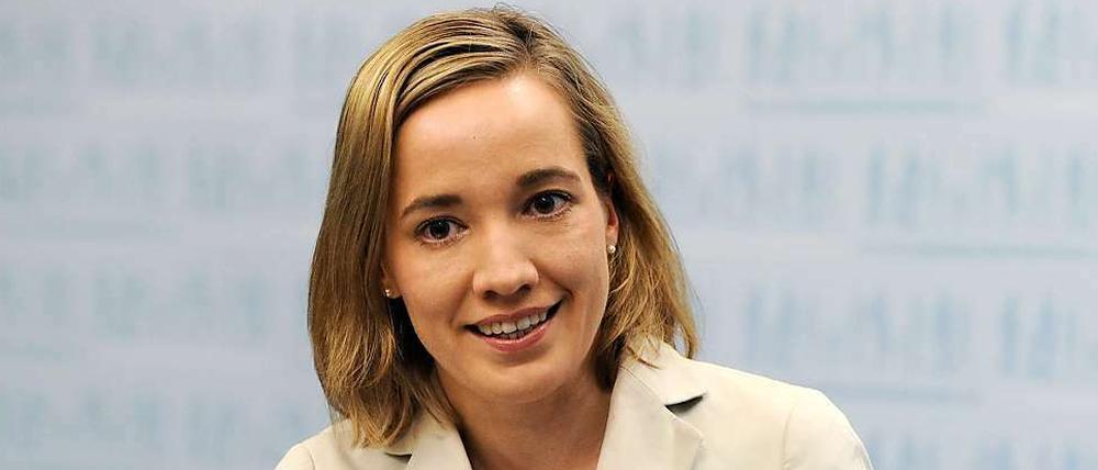 Kristina Schröder,33, ist seit November 2009 Bundesministerin für Familie, Senioren, Frauen und Jugend. Seit 2002 sitzt die Soziologin aus Hessen für die CDU im Bundestag.