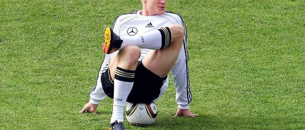 Da war das Knie noch fit. Marcell Jansen fällt gegen Aserbaidschan aus.