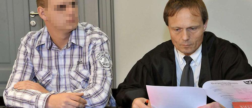 Der 20-Jährige hat einen 17-jährigen Israeli im April geschlagen, getreten und antisemitisch beschimpft.