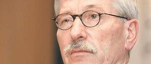 Auch der heimatliche Ortsverein geht auf Distanz zum Ex-Senator.