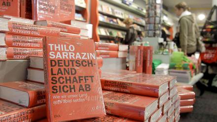 Alles rot. Jetzt kann jeder nachlesen, was Sarrazin geschrieben hat.