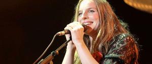 Judith Holofernes, Frontfrau von Wir sind Helden, bei einem Konzert in Leipzig.