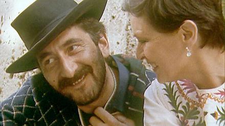 Daniel Schmid (l) ist ein Kinomagier.