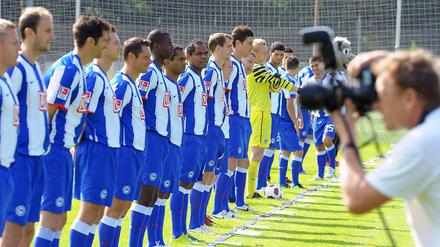 Fototermin für Herthas neues Team.