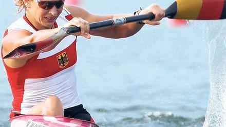 Vorsicht, Algen! Olympiasiegerin Katrin Wagner-Augustin wurde bei der Weltmeisterschaft aufgehalten. Foto: dpa