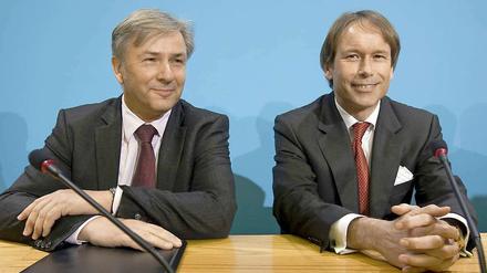 Wollen baldmöglichst den Vertrag unterschreiben: Berlins Regierender Bürgermeister Klaus Wowereit und Finanzsenator Ulrich Nußbaum.