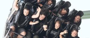 Seit Monaten geht es auf und ab. Wie auf einer Achterbahn bewegen sich die Aktienkurse seit März. Anleger kostet die Schaukelbörse Nerven – oder Geld. Foto: dpa