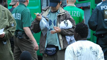 Drogenrazzia. Über zehn Mal wurde ein elfjähriger Dealer bei solch einer Aktion festgenommen.
