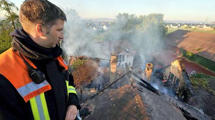 Die Feuerwehr konnte nichts mehr für die Brandopfer in Limburg tun.