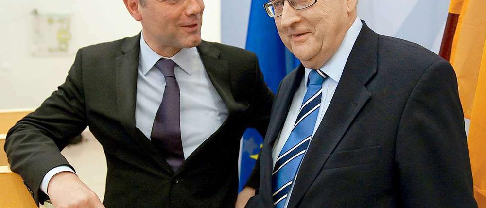 Umweltminister Norbert Röttgen (CDU) und Wirtschaftsminister Rainer Brüderle (FDP). 