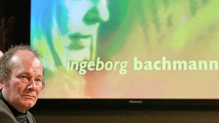 „Die Vergangenheit ist eine Höhle“, sagt Peter Wawerzinek. Der Berliner wurde mit dem Ingeborg-Bachmann-Preis ausgezeichnet.