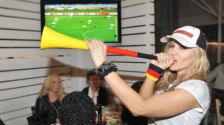Fanfare! Die Fernsehsender freuen sich über gute Fußball-Quoten.
