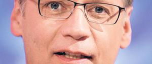 Günther Jauch kommt, Anne Will bleibt. Allerdings übernimmt der ARD-Neuzugang von Will den Sendeplatz für die politische Talkshow am Sonntag. Fotos: dpa/NDR