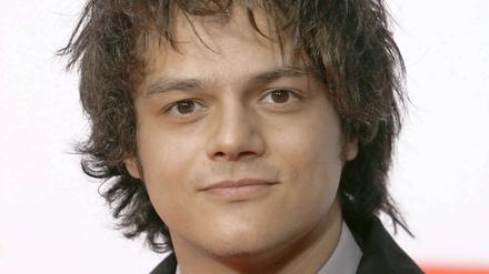 Jamie Cullum spielt in seinem Konzert Jazzstandards, eigene Songs und auch R ’n’ B-Coverversionen.